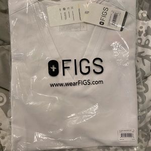 Figs scrub top